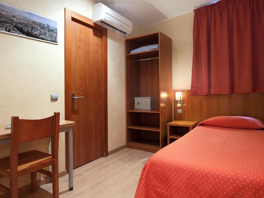 ** Pensjonat Hostal Fernando Barcelona Hiszpania